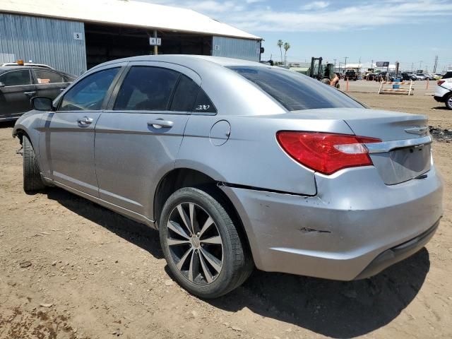 2013 Chrysler 200 Limited