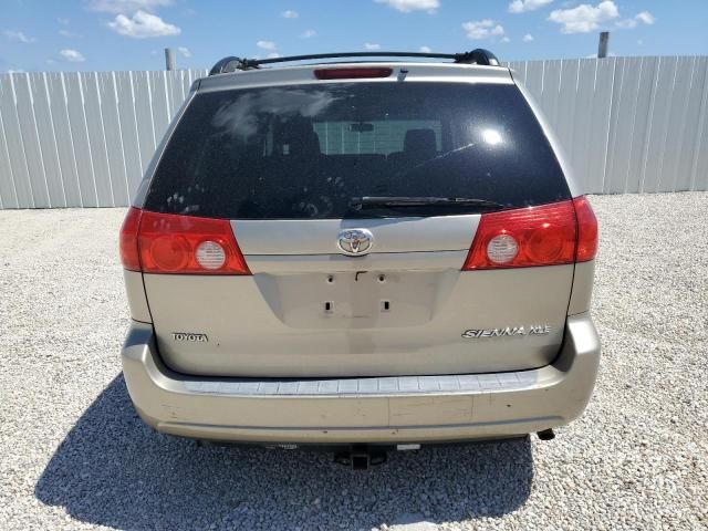 2009 Toyota Sienna XLE