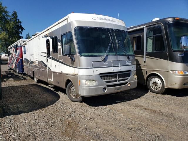 2003 Fleetwood 2003 Ford F550 Super Duty Stripped Chassis