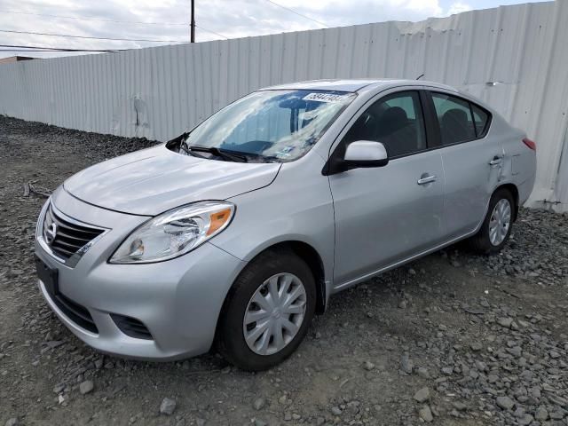 2012 Nissan Versa S