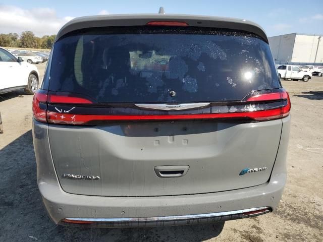 2022 Chrysler Pacifica Hybrid Touring L