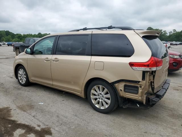 2011 Toyota Sienna XLE