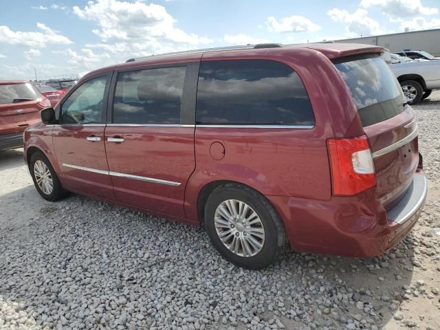 2012 Chrysler Town & Country Limited