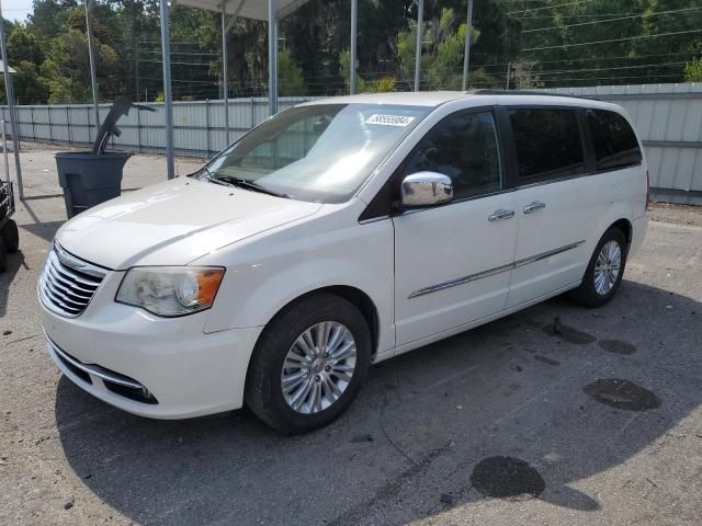 2012 Chrysler Town & Country Touring L