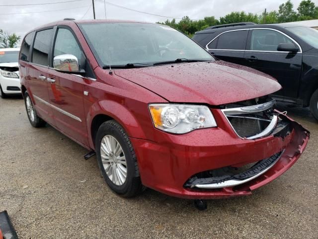 2014 Chrysler Town & Country Touring L