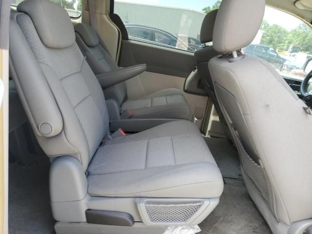 2009 Chrysler Town & Country LX