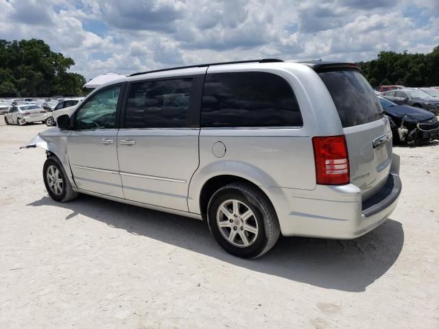 2010 Chrysler Town & Country Touring