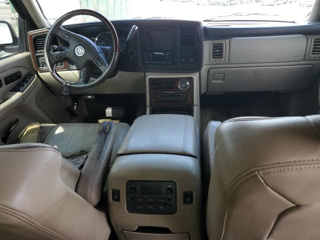 2005 Cadillac Escalade Luxury