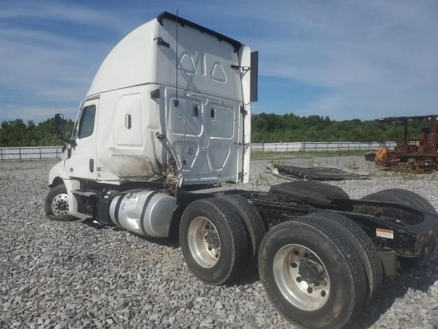 2023 Freightliner Cascadia 126