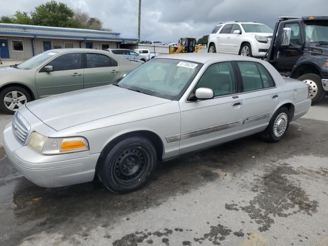 2001 Ford Crown Victoria