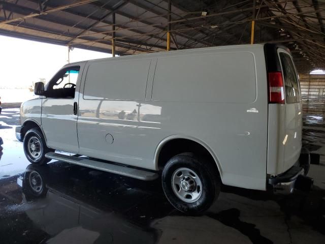 2022 Chevrolet Express G2500