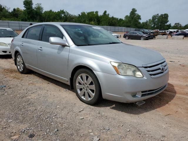 2005 Toyota Avalon XL