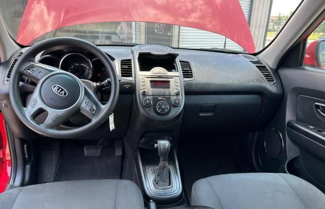 2011 KIA Soul +