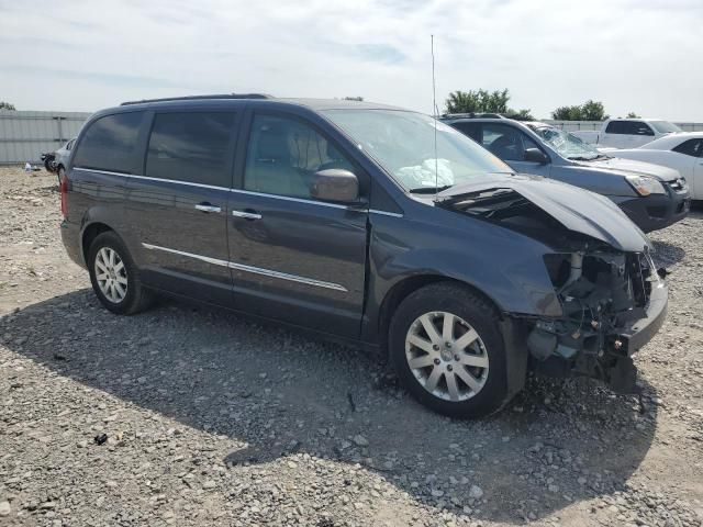 2016 Chrysler Town & Country Touring