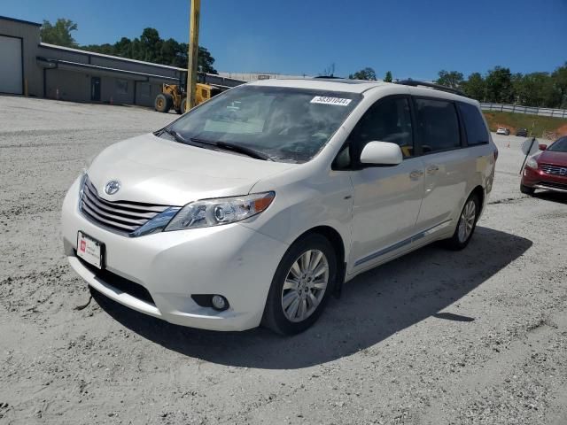 2017 Toyota Sienna XLE