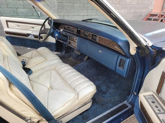 1975 Lincoln Town Car C