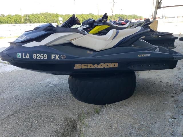 2011 Seadoo Boat