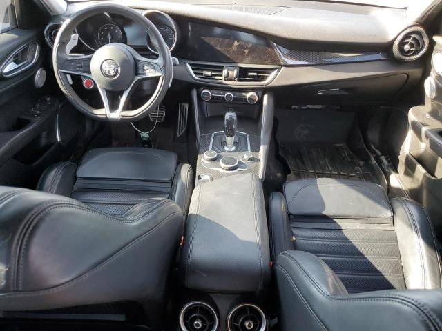 2017 Alfa Romeo Giulia TI Q4