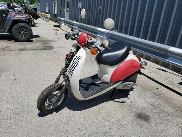 2005 Honda CHF50 PS