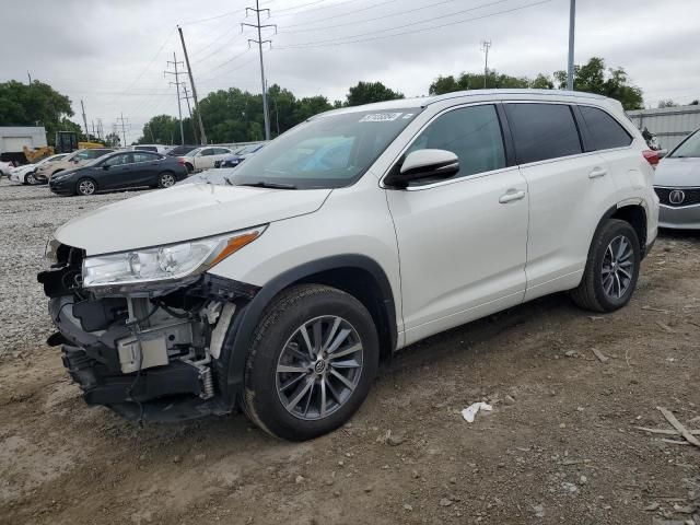 2018 Toyota Highlander SE