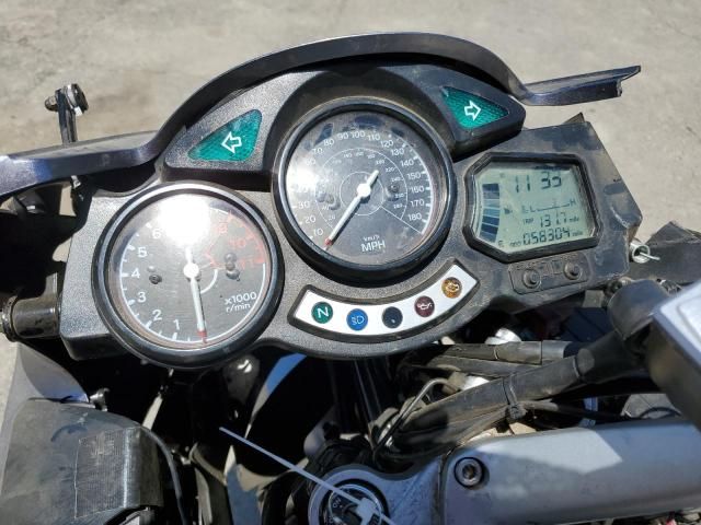 2004 Yamaha FJR1300