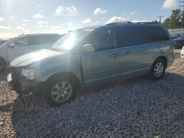 2010 Chrysler Town & Country Touring