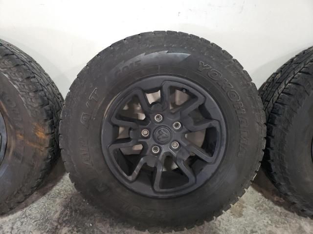 2000 Miscellaneous Equipment Misc WHEEL/TIRE