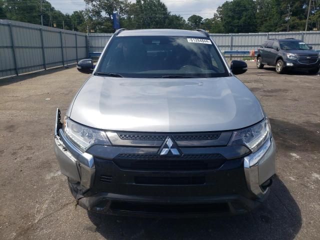 2020 Mitsubishi Outlander SE