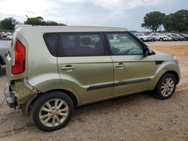 2013 KIA Soul +