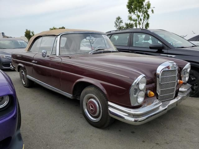 1964 Mercedes-Benz 1964 Mercedes Benz 220 SE