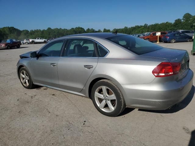 2013 Volkswagen Passat SE