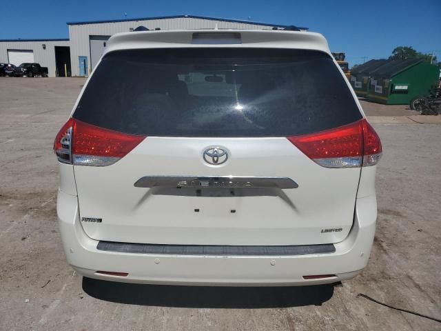 2012 Toyota Sienna XLE