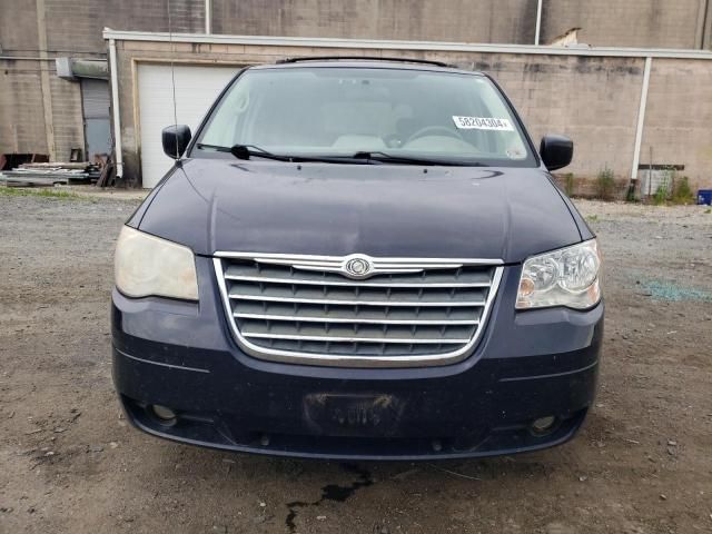 2010 Chrysler Town & Country Touring