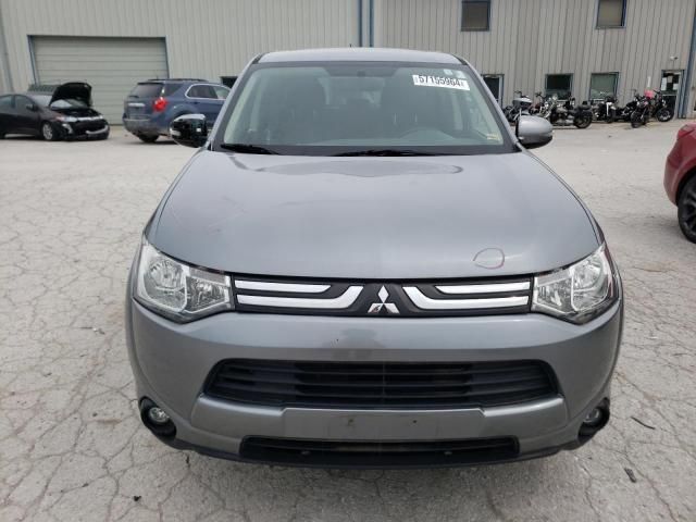 2014 Mitsubishi Outlander SE