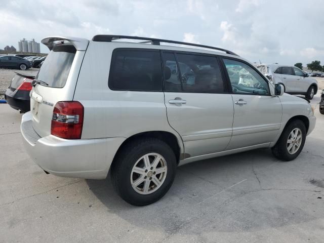 2004 Toyota Highlander Base