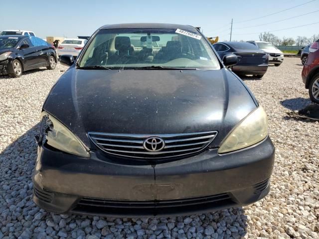 2005 Toyota Camry LE