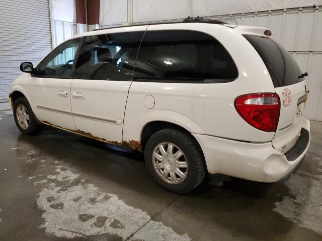 2005 Chrysler Town & Country Touring