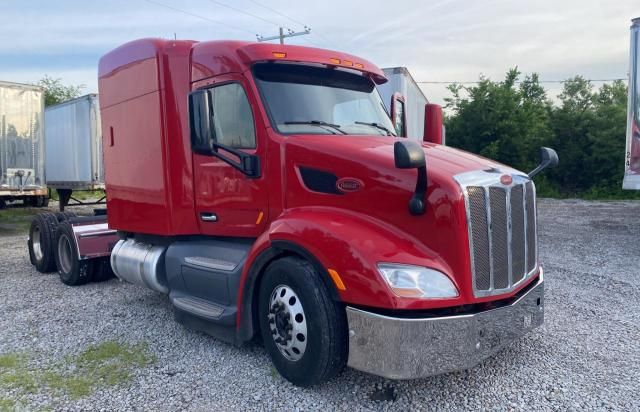 2016 Peterbilt 579