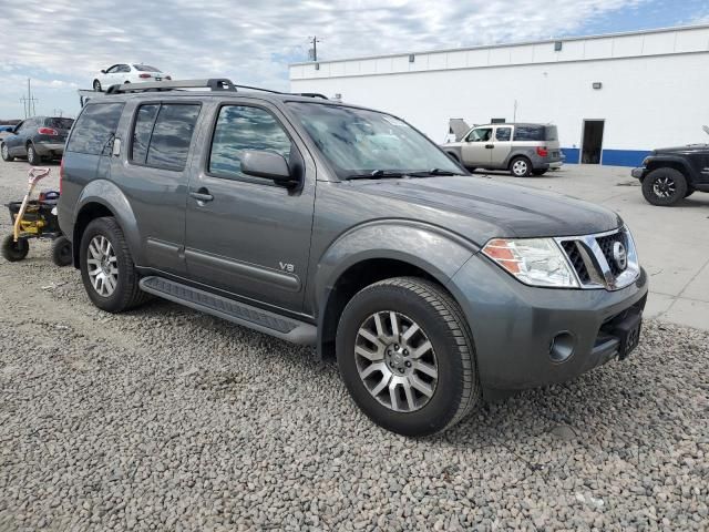 2008 Nissan Pathfinder LE