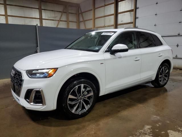 2022 Audi Q5 Premium Plus 45