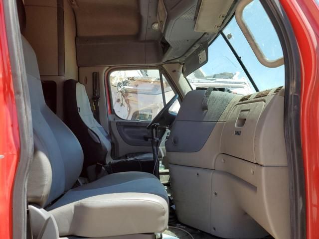 2017 Freightliner Cascadia 125