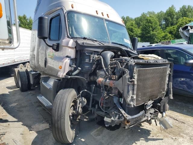 2017 Freightliner Cascadia 125