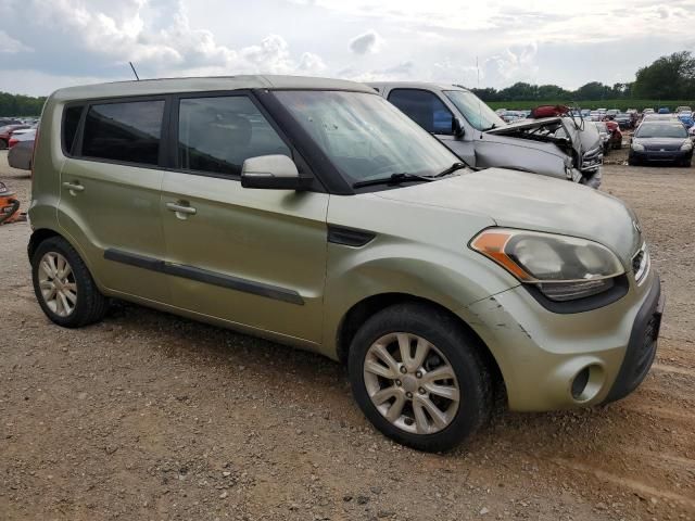 2013 KIA Soul +