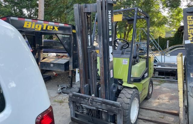 2010 Clark Forklift Forklift