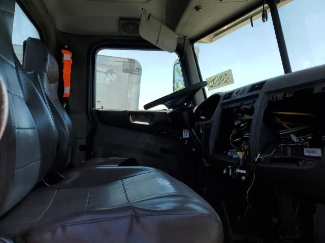 2013 Peterbilt 337