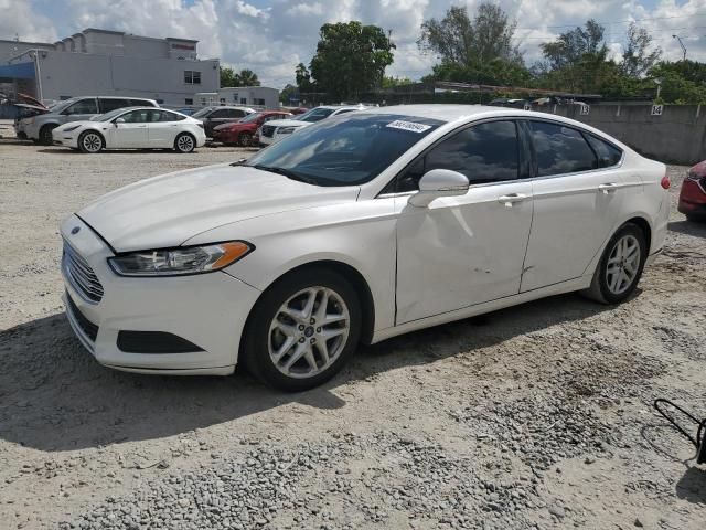 2016 Ford Fusion SE