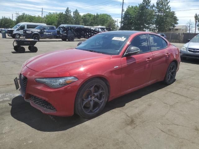 2017 Alfa Romeo Giulia TI Q4