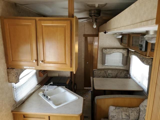 2004 Coachmen Camper