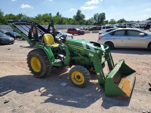 2019 John Deere 3025E