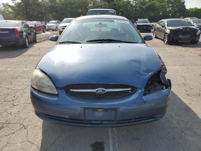 2002 Ford Taurus SE